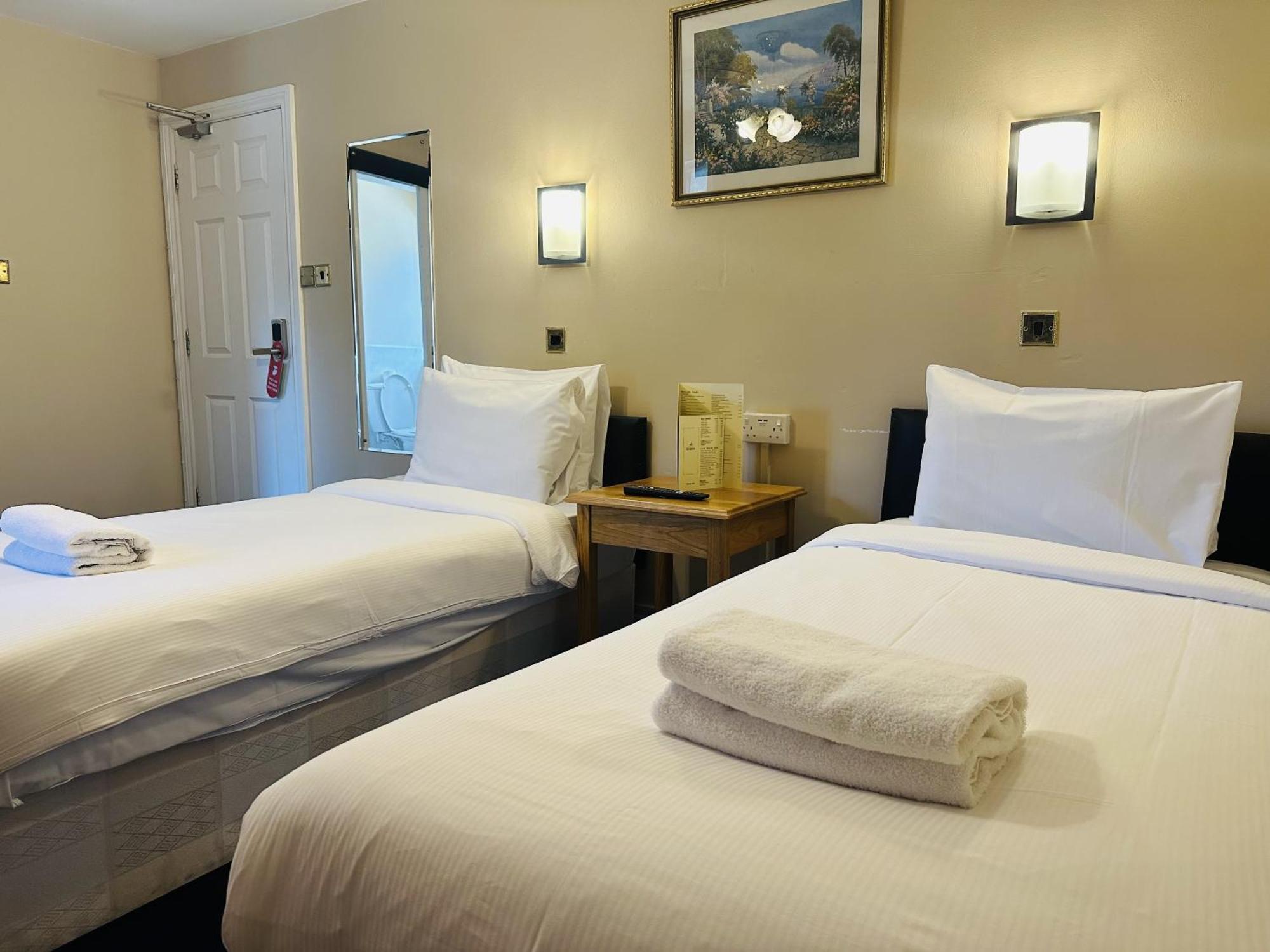 Woodcock Inn Felbridge Ngoại thất bức ảnh
