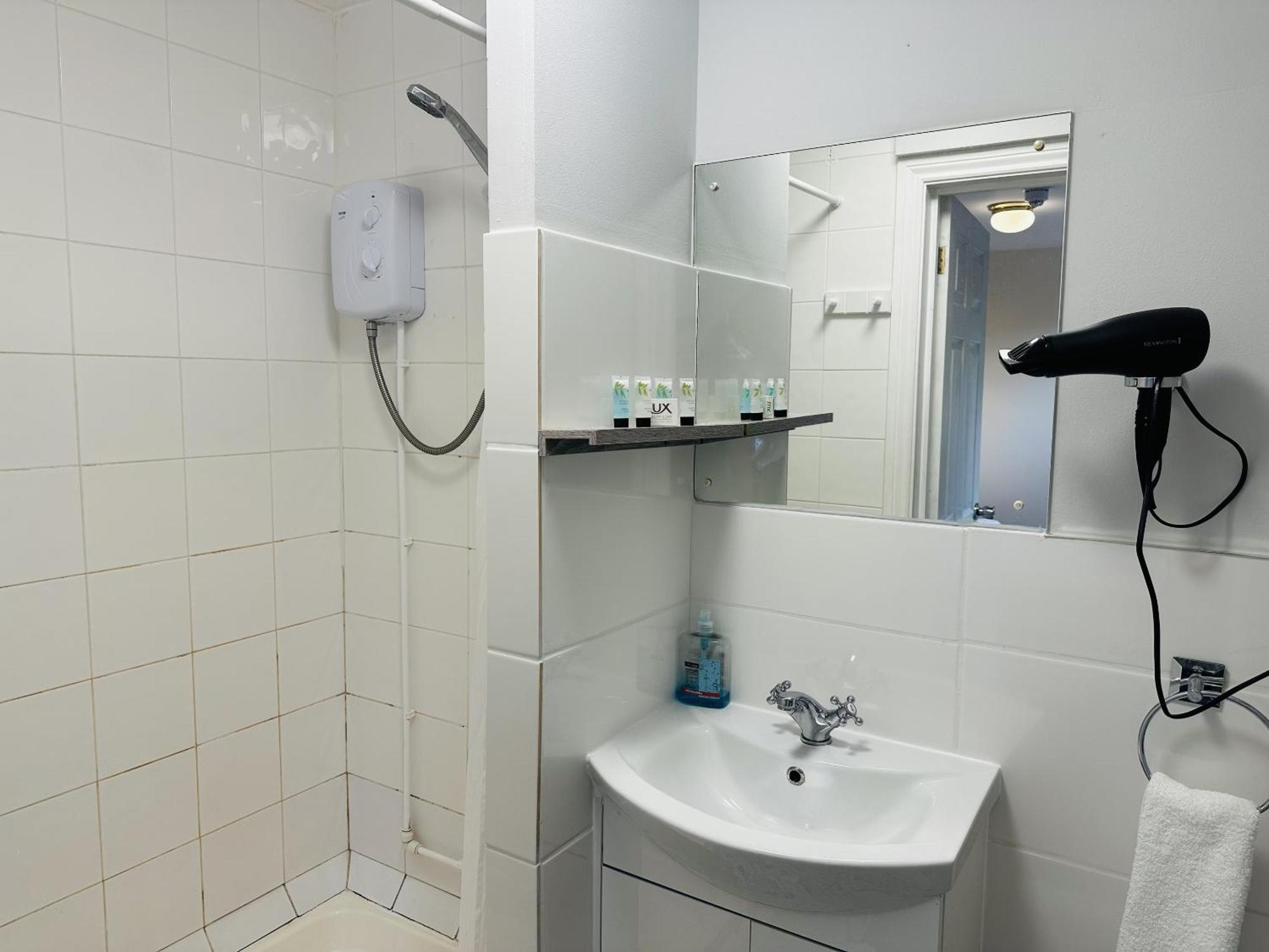 Woodcock Inn Felbridge Ngoại thất bức ảnh
