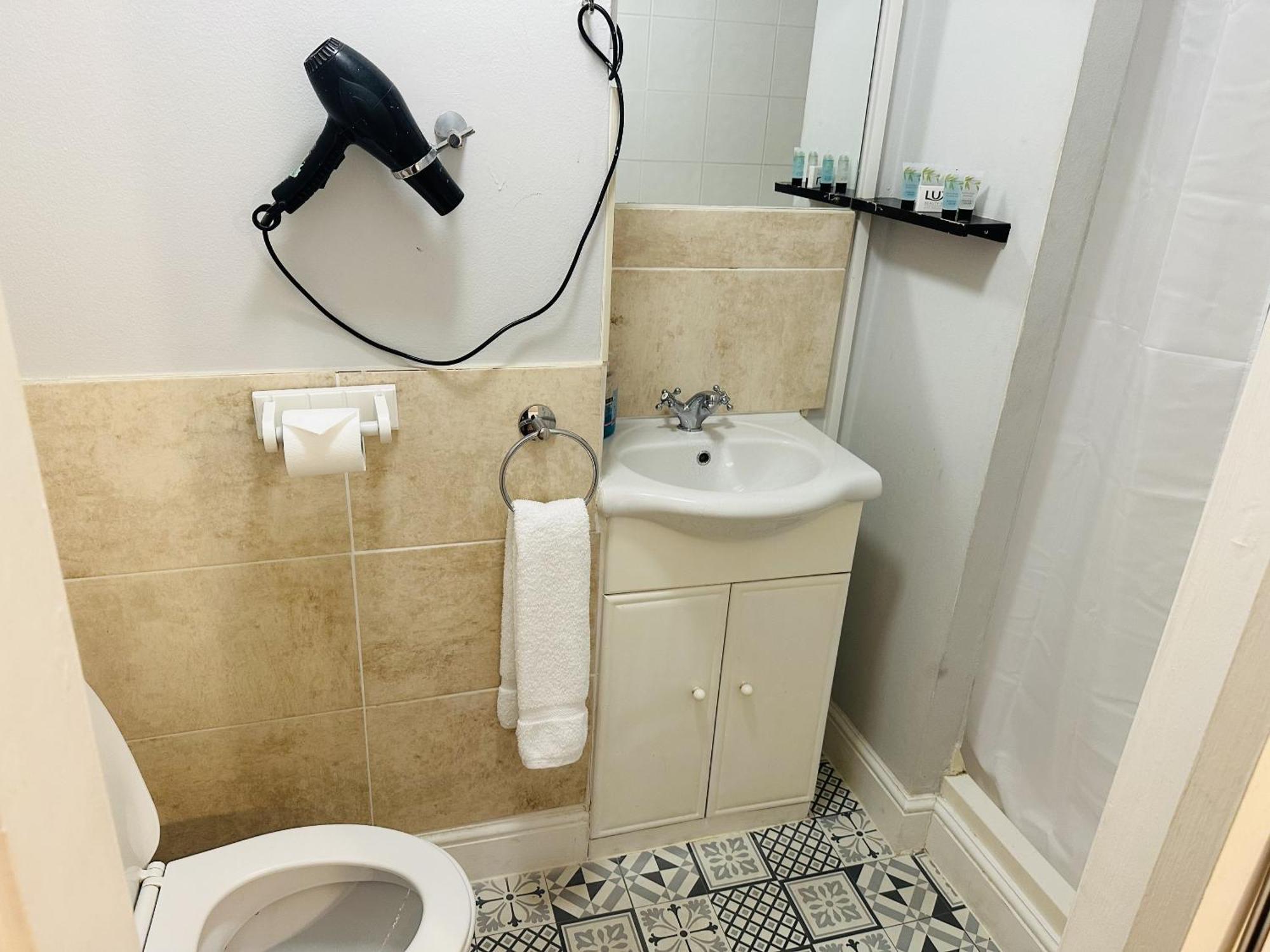 Woodcock Inn Felbridge Ngoại thất bức ảnh